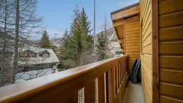 Căn hộ | Ban công