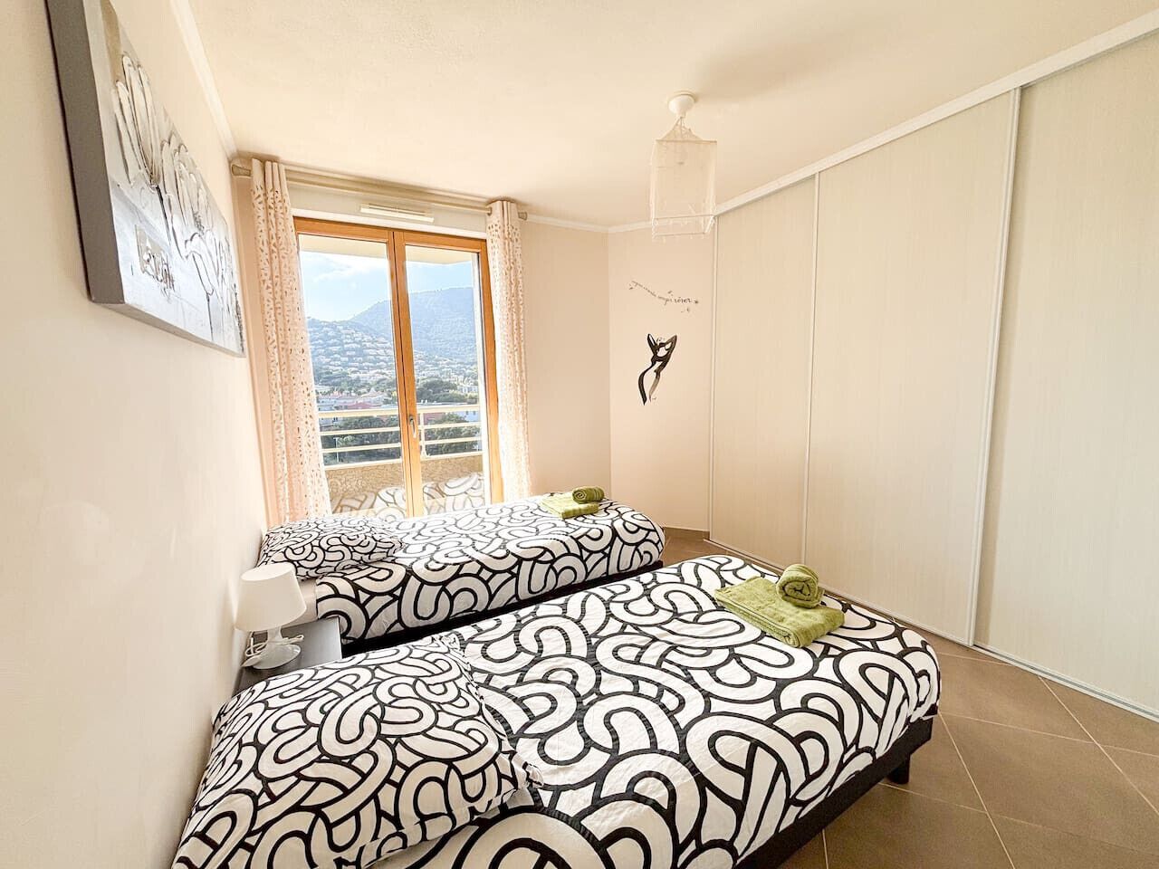 2 Schlafzimmer, Bügeleisen/Bügelbrett, WLAN