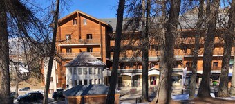 Apartment on the Foot of Slopes in Guillaumes