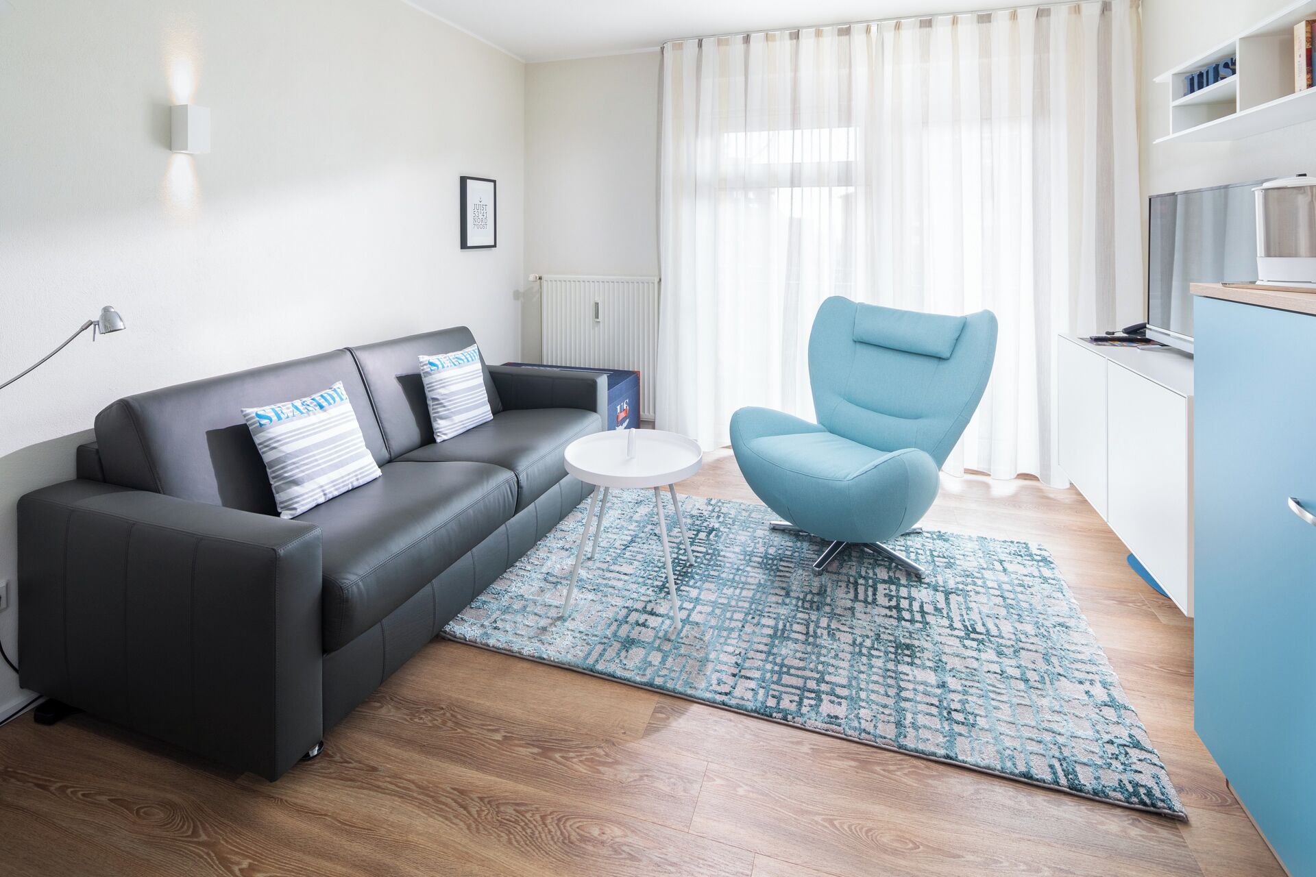 Comfortable Apartment Directly On The Kurplatz With South-facing Balcony - Juist