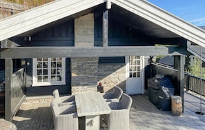Outdoor dining - Pet friendly home in Bjorli with sauna (Bjorli)
