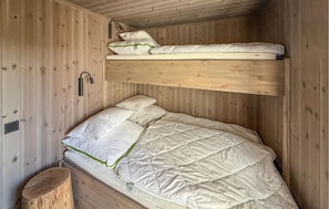 2 bedrooms, free WiFi