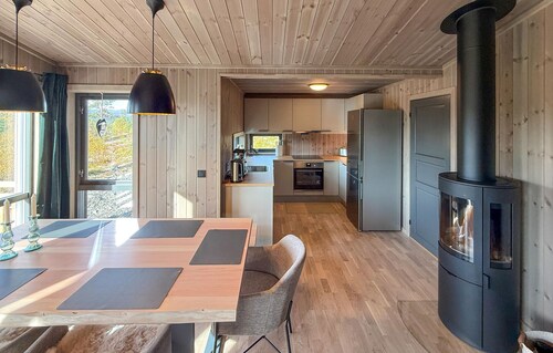 2 bedroom beautiful home in Gålå