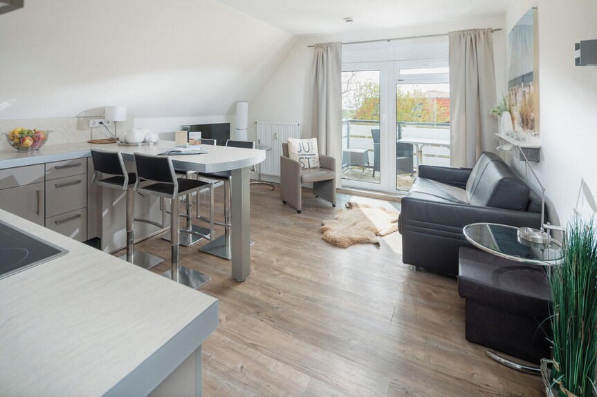 Apartment With Sunny South-facing Balcony On The Kurplatz In The Heart Of The Island Of Juist - Juist