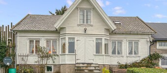 Superbe maison à Vanse avec vue sur la mer