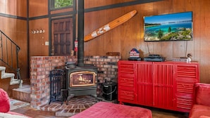 Unclassified image, 2 of 55, button - 1st Cabin (Homewood)