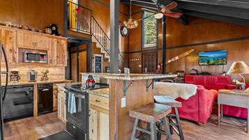 Cabin, Multiple Beds (1st Cabin) | Private kitchen
