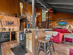 Cabin, Multiple Beds (1st Cabin) | Private kitchen