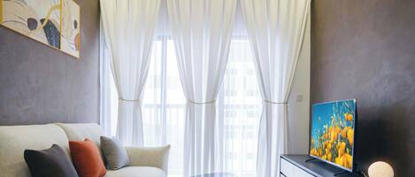 Télévision, espaces bureaux