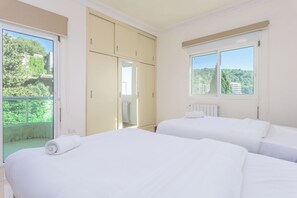 Apartment, 3 Bedrooms, Kitchen, City View