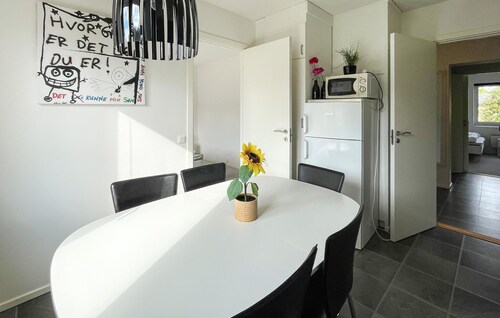 Lovely apartment in Grimsås with WiFi