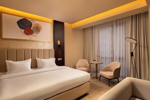 Chambre supérieure, plusieurs chambres, non-fumeur, vue sur la cour intérieure | Vue de la chambre