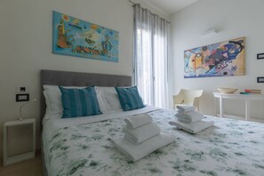 2 bedrooms, iron/ironing board, travel cot, free WiFi