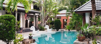 Villa Banyak Luxury villa with terrace