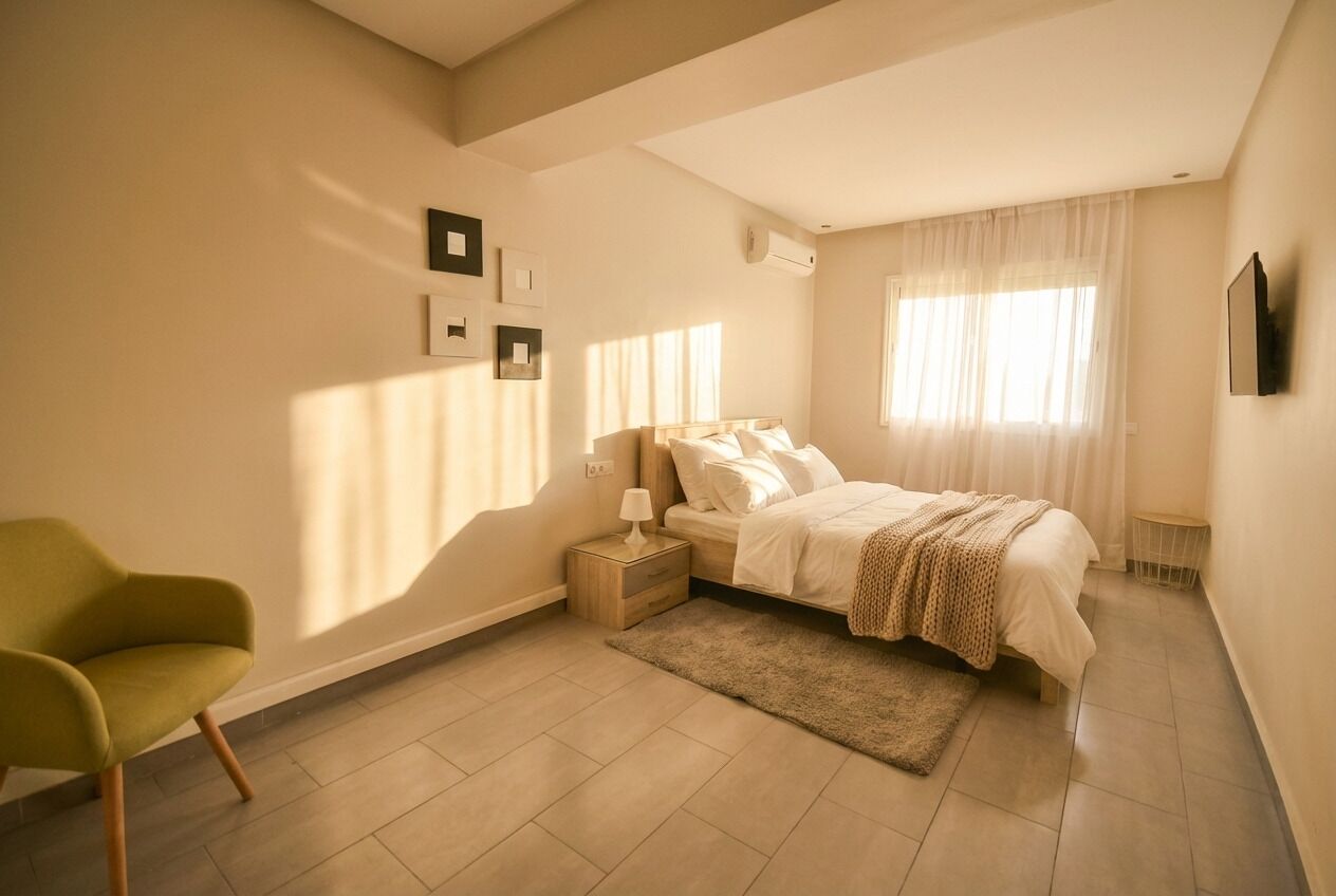 2 chambres, fer et planche à repasser, Wi-Fi, draps fournis