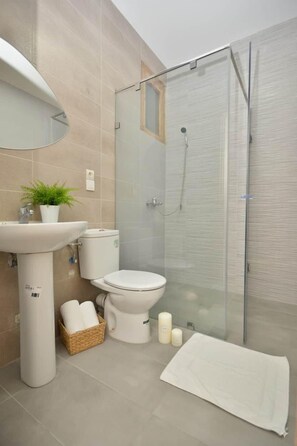 Bathroom - The Casablanca Executive (Casablanca)