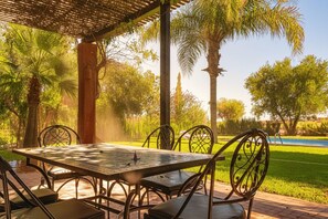 Outdoor dining - Luxury Villa | Pool Atlas Views & Wakeboard Lake (Marrakesh)