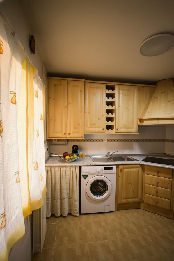 Microwave, toaster, cookware/dishes/utensils