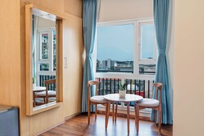 Premier Room | Wi-Fi gratis dan dapat diakses tamu berkursi roda