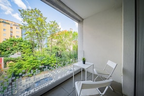 Property grounds - Lovely Studio with Balcony in Residential Area by EasyBNB Premium (Prague 5)