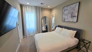 House, Smoking | 3 bedrooms - Houston Fifa 3BR Stay Near Downtown and Stadiums (Houston)
