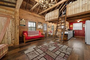 Studio | 3 bedrooms - Smoky Mountain Cabin With Stunning Views (Sevierville)