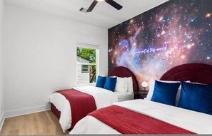 4 bedrooms - Chic 4BR Getaway Near NRG TMC (Houston)