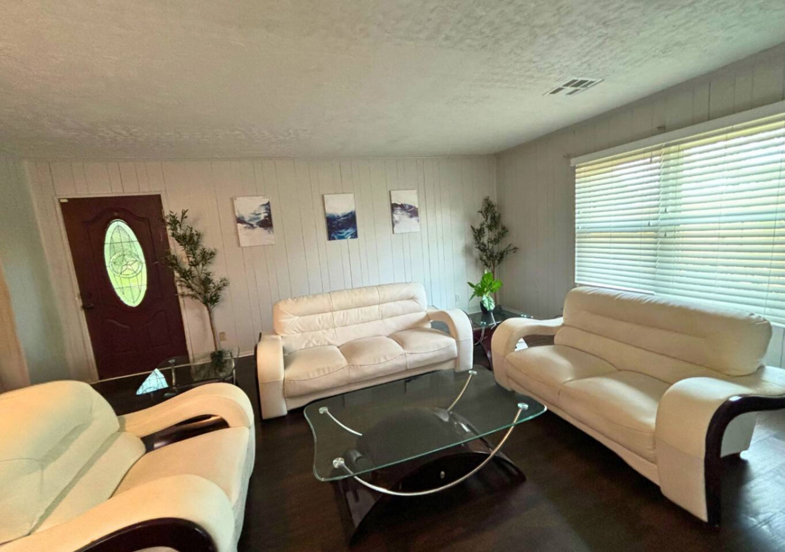 House | 1 bedroom