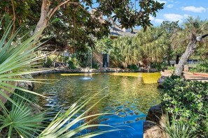 Exterior - Upscale 1BR Condo in Med Center (Houston)