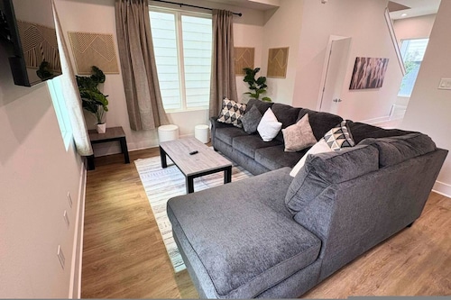 Cozy Stay Near Downtown Houston