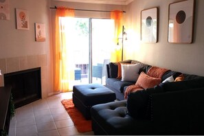 1 habitación y escritorio 