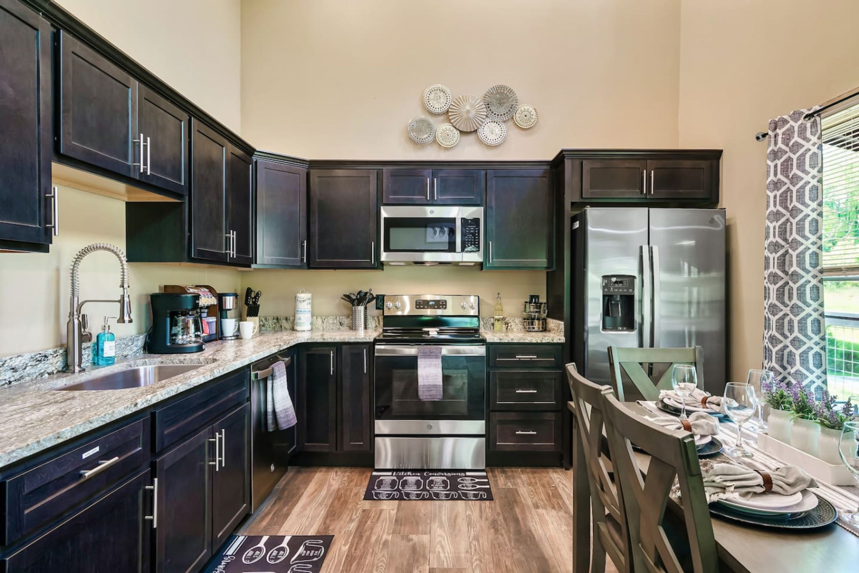 Studio | 2 bilik tidur, meja 