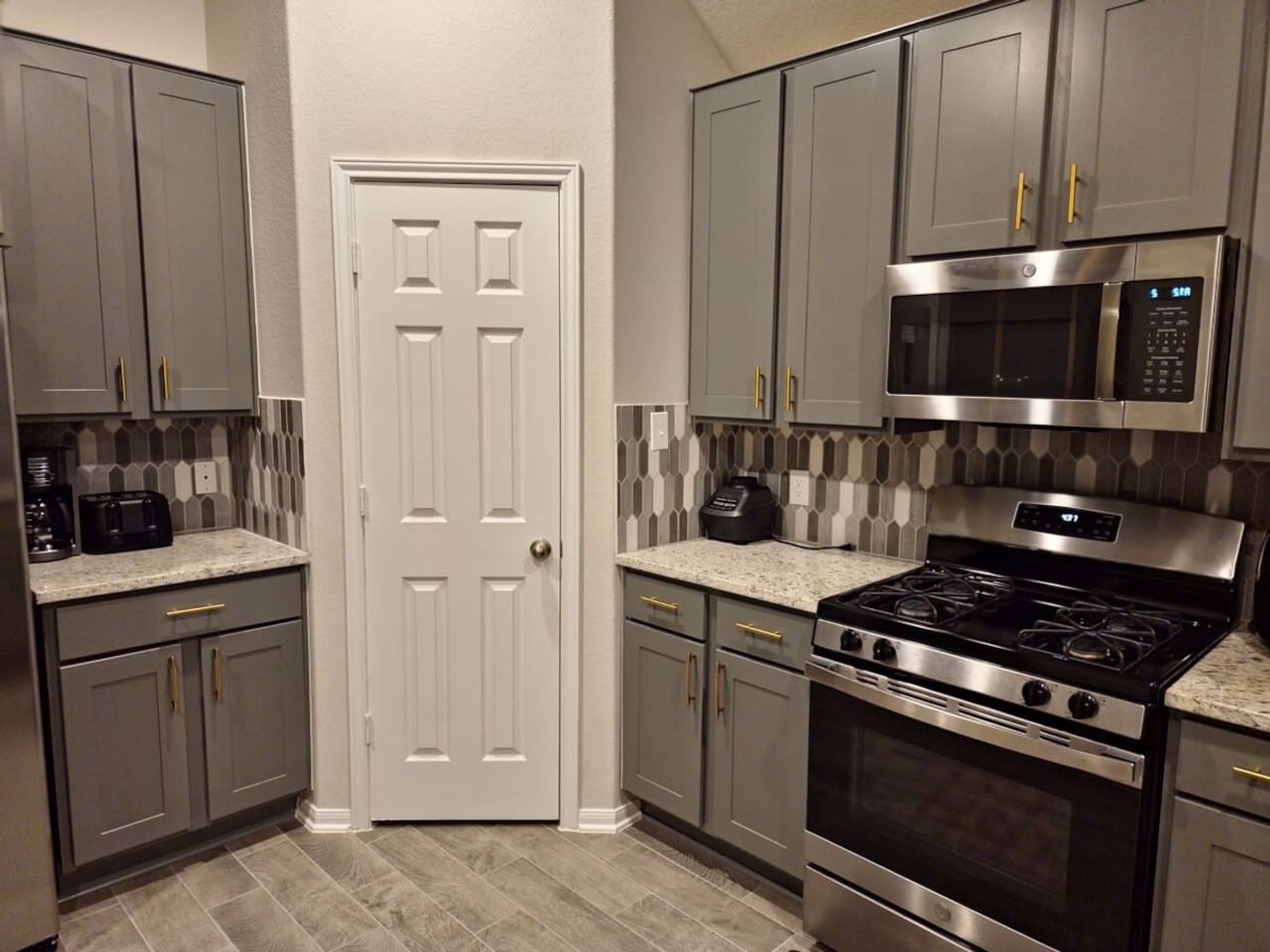 Rumah | 2 kamar tidur dan meja kerja