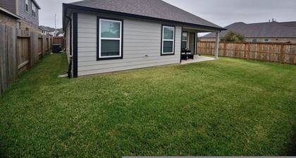 Serenity in Suburbia - Katy Tx