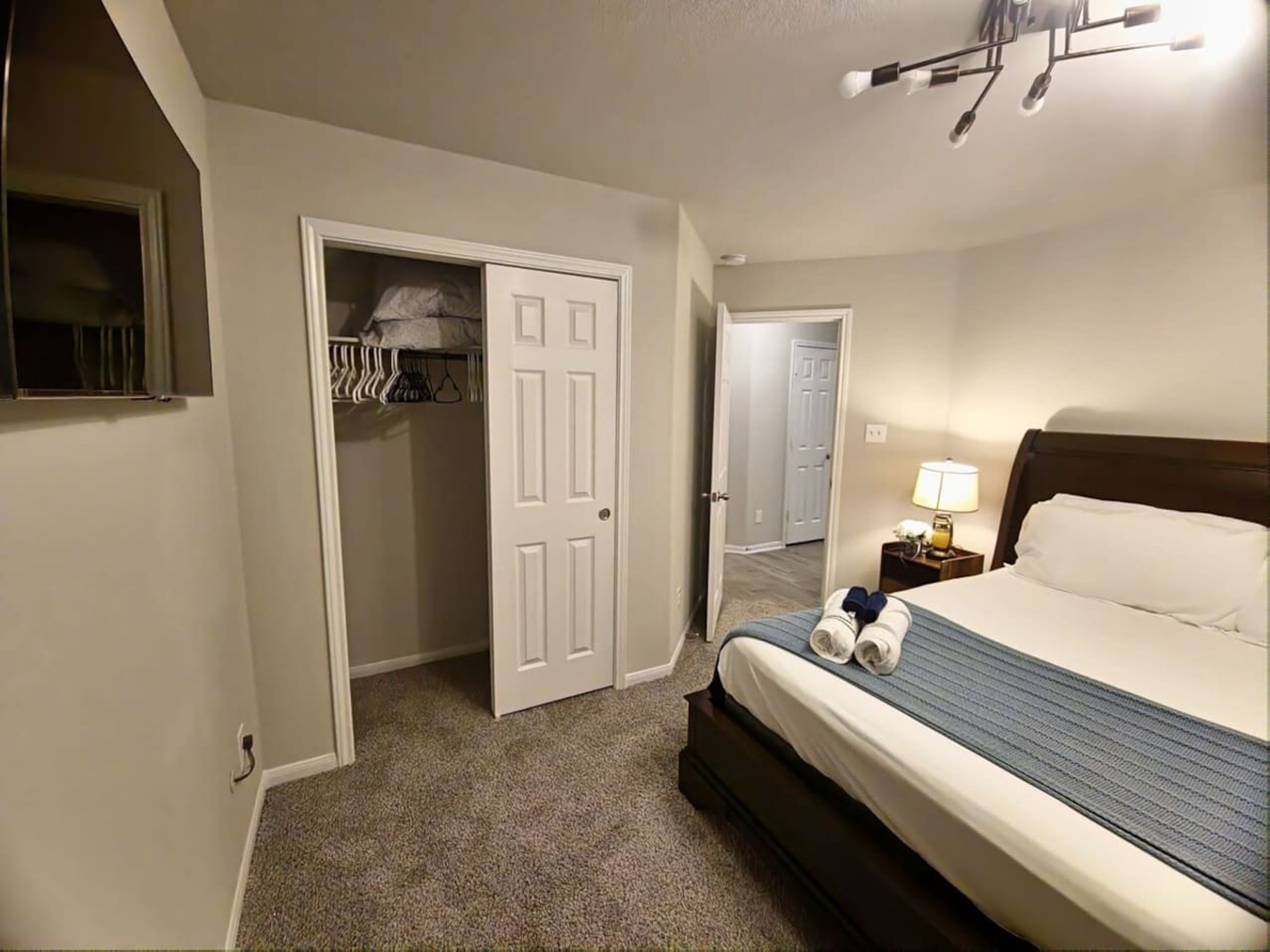 Nhà | 2 phòng ngủ, bàn 