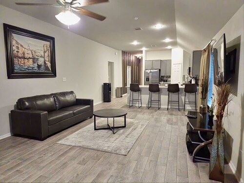 Serenity in Suburbia - Katy Tx