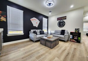 House, Smoking