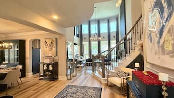 Nhà | 4 phòng ngủ