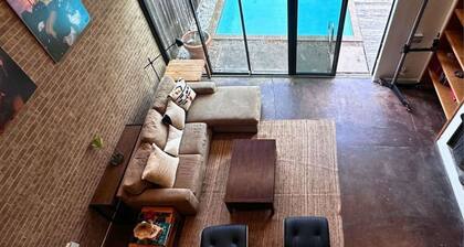 Urban Retreat in Montrose With Private Pool