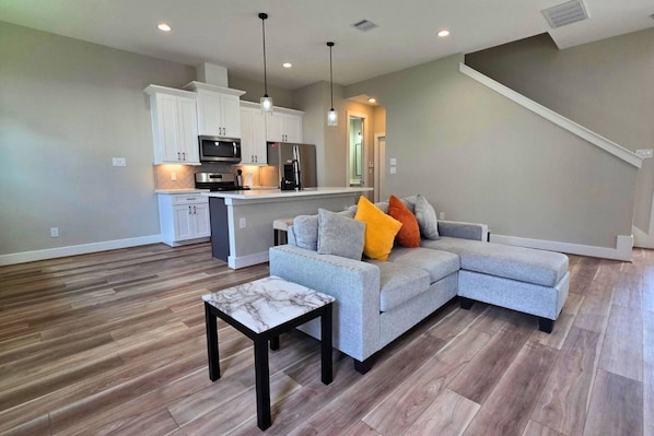 House | 3 bedrooms - Comfy 3BR Mins to TMC NRG (Houston)