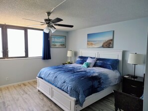 2 habitaciones, escritorio, tabla de planchar con plancha y wifi gratis 