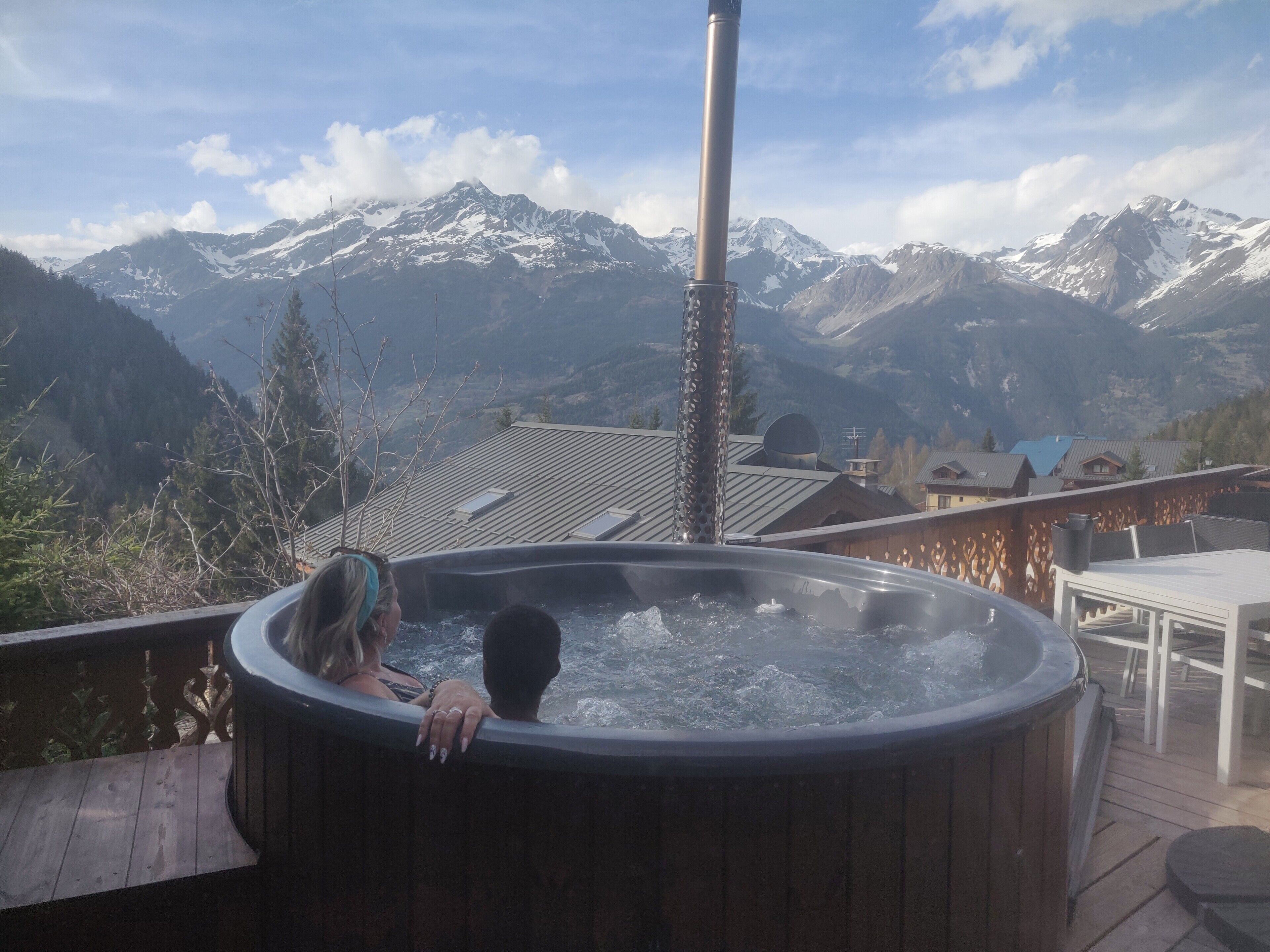 Bain à remous extérieur