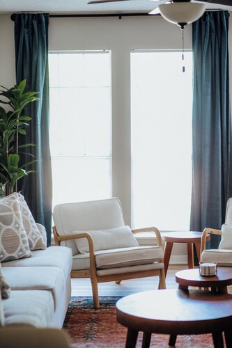 Comfortable 2BR Escape | Walk to MOB