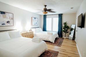 Iron/ironing board, free WiFi, bed sheets