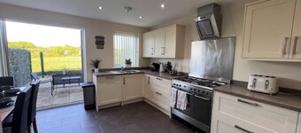 Leicester LE3 Stay • Free Parking • Quiet Area