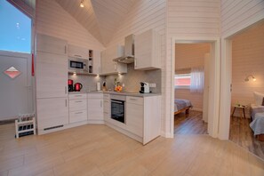 3 bedrooms, travel cot, free WiFi