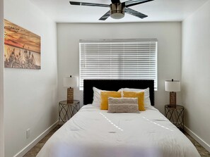 5 bedrooms, free WiFi, bed sheets, wheelchair access