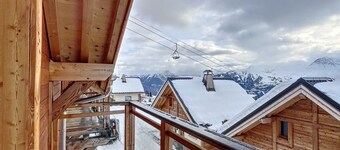 Maison de Vacances 'Chalet l'ArgentiĂšre' avec Vue sur la Montagne et Balcon