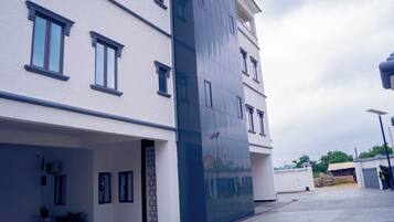 Fachada da propriedade