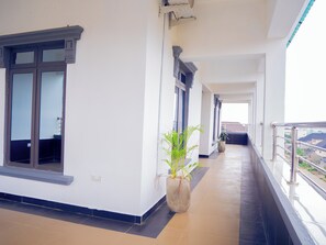 Penthouse Presidential, 1 phòng ngủ | Hiên